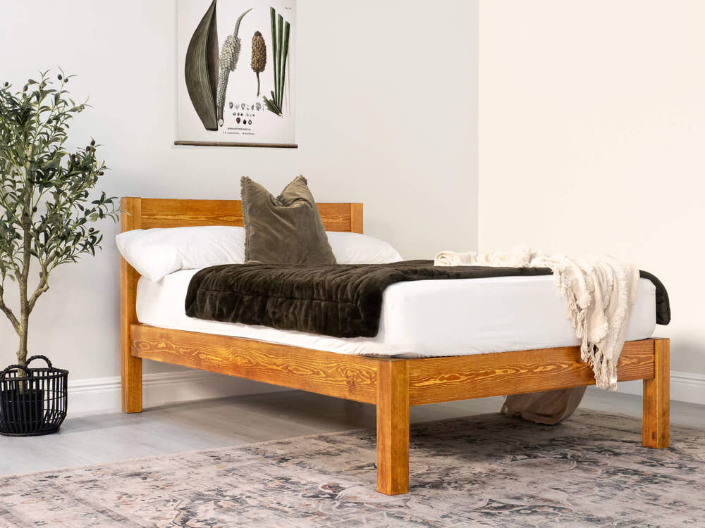Mortlake wooden bed in solid pine, medium finish