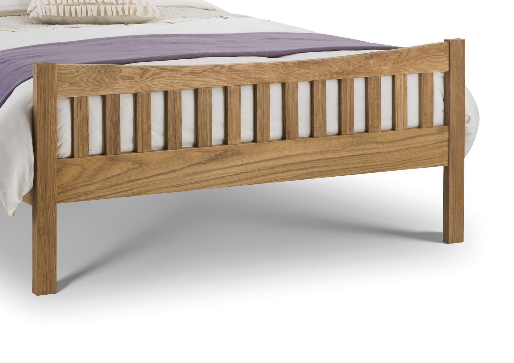 Julian Bowen Bergamo oak slatted footend, close up