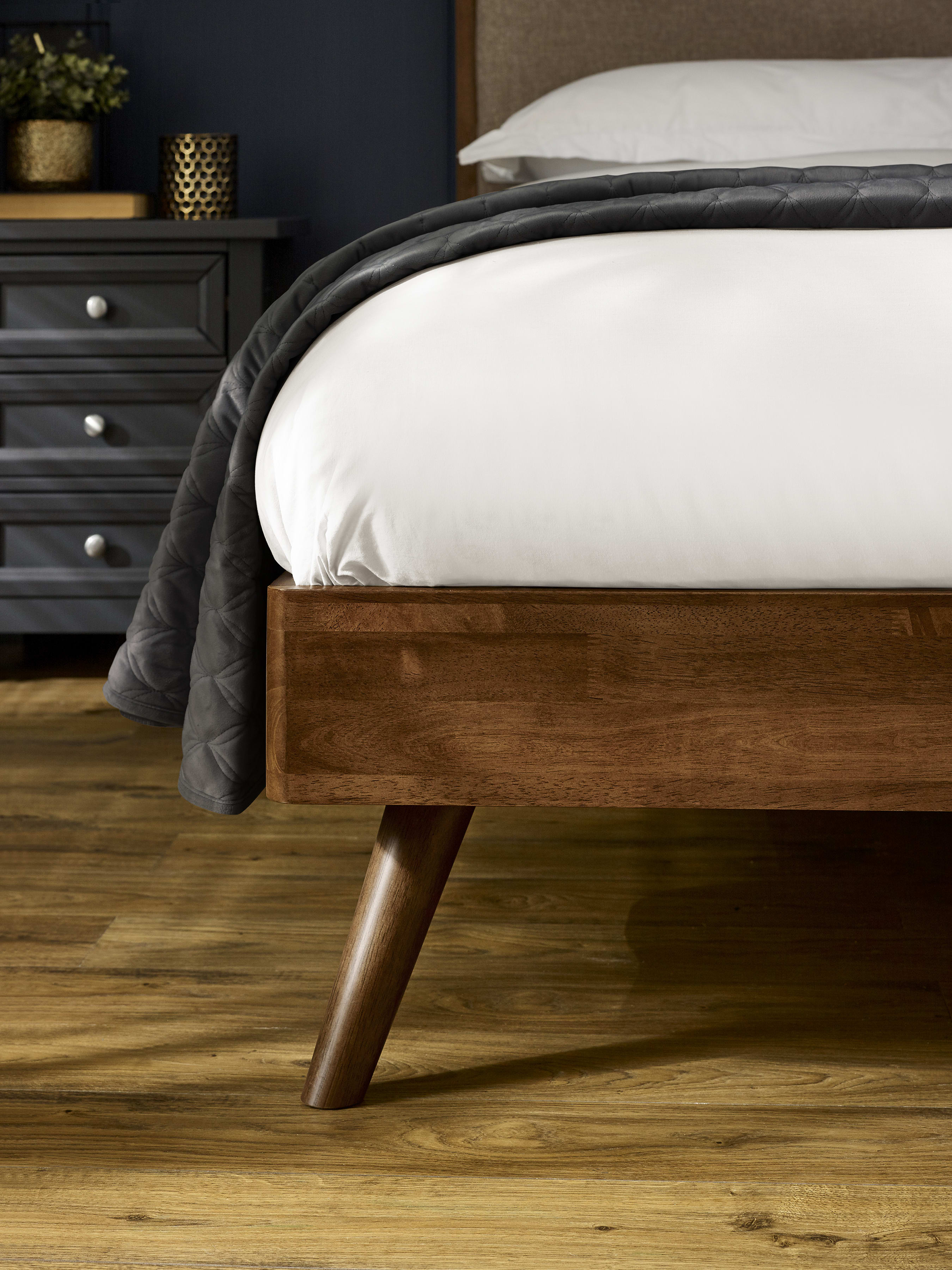 Walden bed: tapered wooden leg, close up