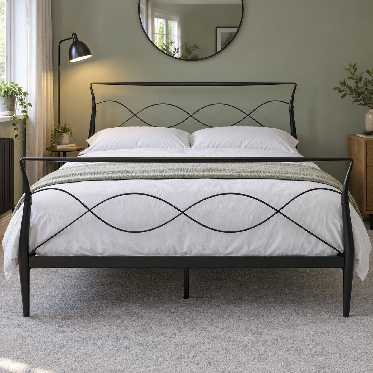 Ladbroke black metal king size bed seen from the foot end, with the lower footboard and the 110 cm headboard (AI-generated illustration of this frame; bedding for illustration, mattress not included)